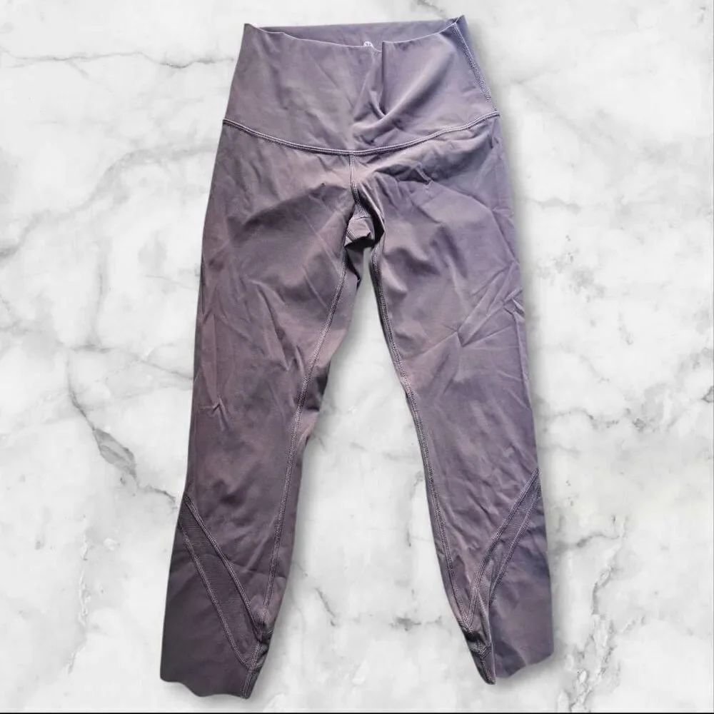 Lululemon Size 4 Wunder Under Scalloped Hem